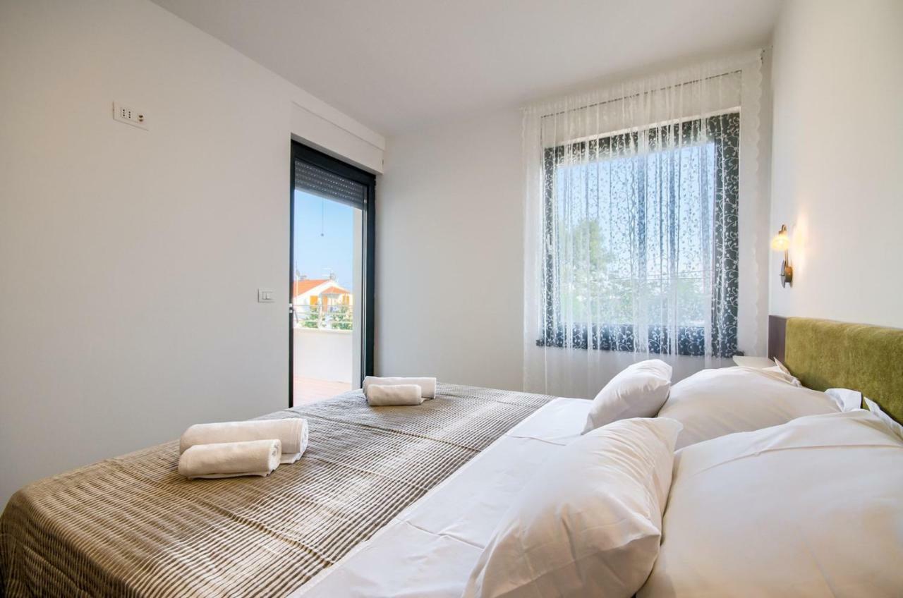Rooms K&T Sea Side Luxury Pula Exterior photo