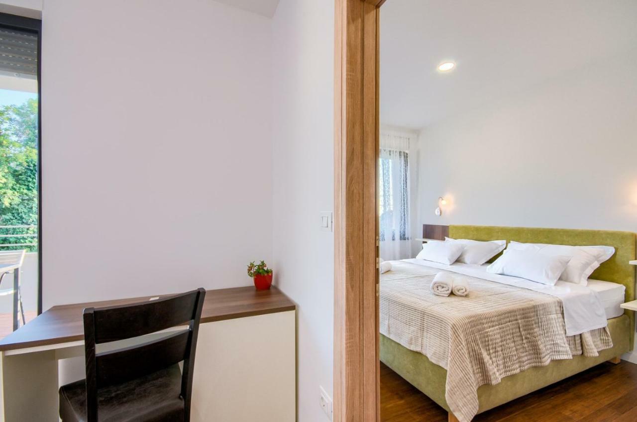 Rooms K&T Sea Side Luxury Pula Exterior photo