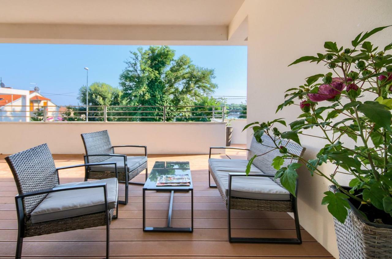 Rooms K&T Sea Side Luxury Pula Exterior photo